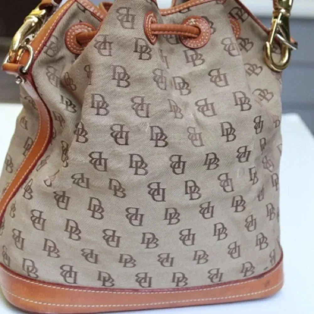 Dooney & Bourke vintage dooney